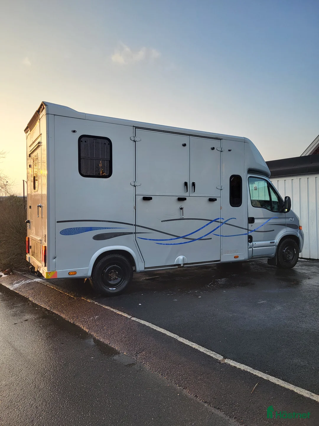 Hästlastbilar  fordon & transport till salu: 5 sitsig Automat - Annons 1