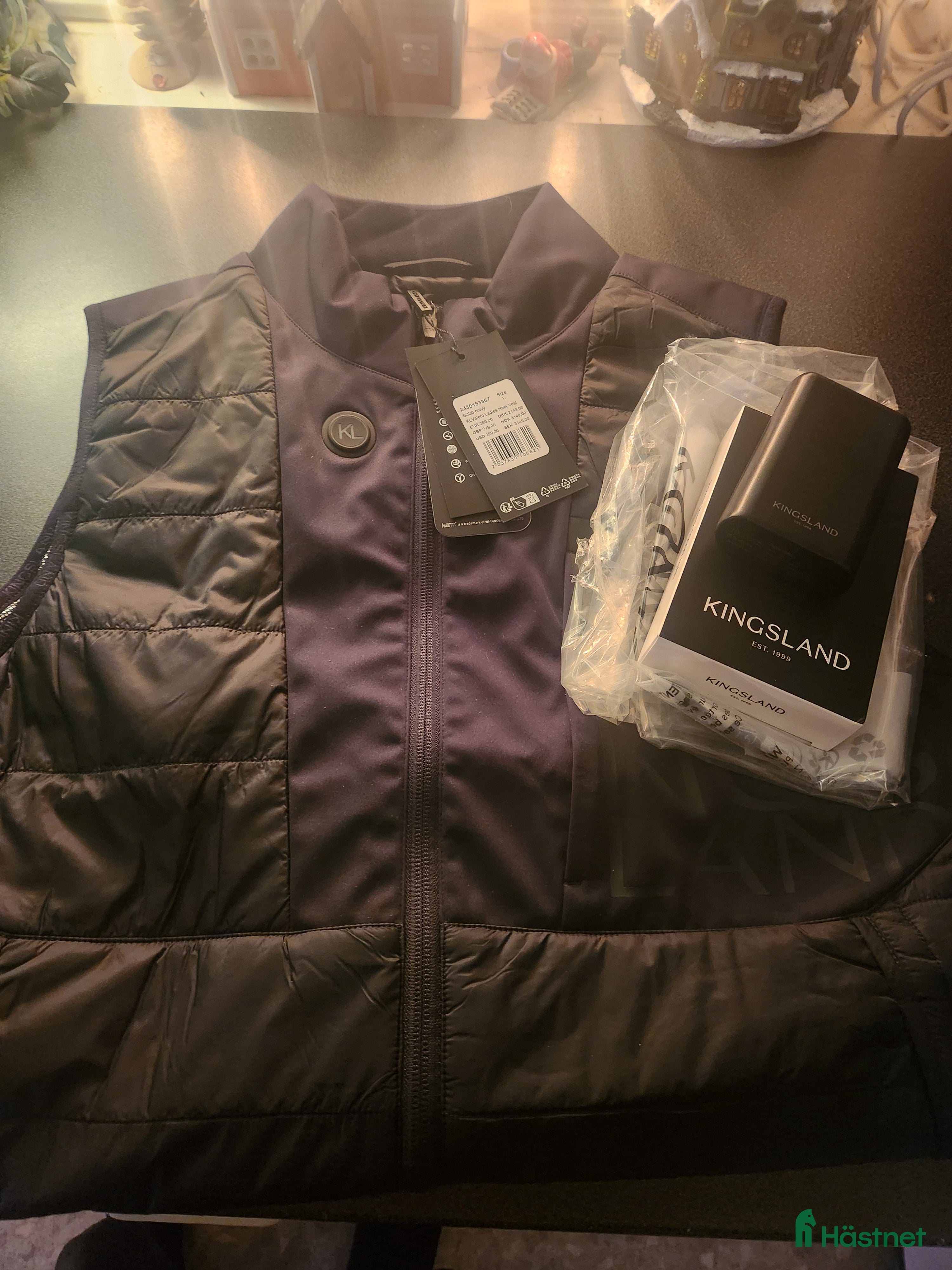 Övrigt Ridkläder ryttarutrustning till salu: Värmeväst i Götene - Annons 17