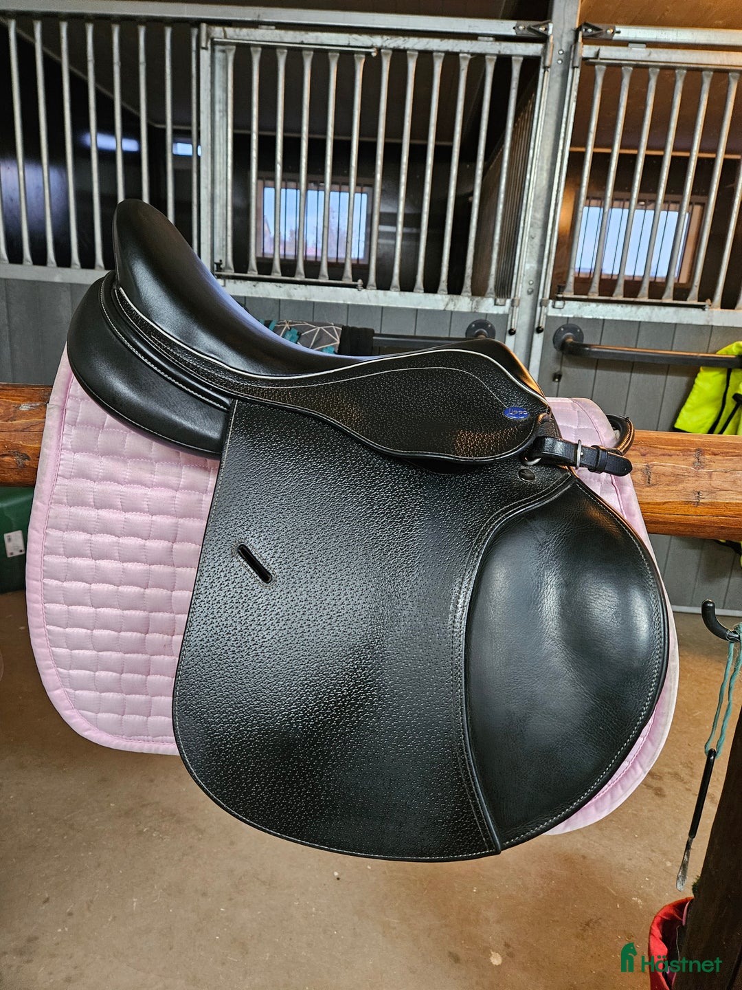 Sadlar hästutrustning till salu: LIPPO RIVELLO ESPANZA  i Mora - Annons 4