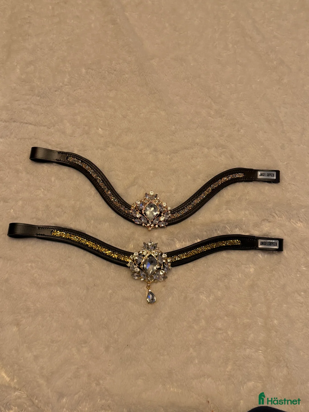 Övrig Hästutrustning hästutrustning till salu: Salu pannband - Full i Västerås - Annons 1