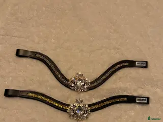 Övrig Hästutrustning hästutrustning till salu: Salu pannband - Full i Västerås - Annons 2