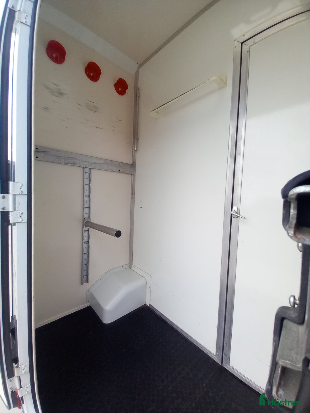 Hästlastbilar  fordon & transport till salu: Dickenherr 2-Ride med dubbla ramper i Haverdal - Bild 4