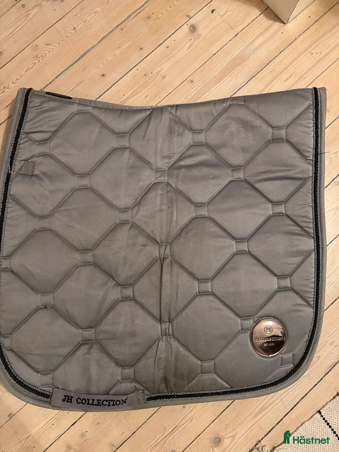 Schabrak & Vojlockar hästutrustning till salu: Schabrak från JH collection. i Borås - Annons 1