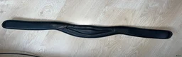 Sadeltillbehör hästutrustning till salu: Svart Dressyrgjord 70 cm - Annons 1