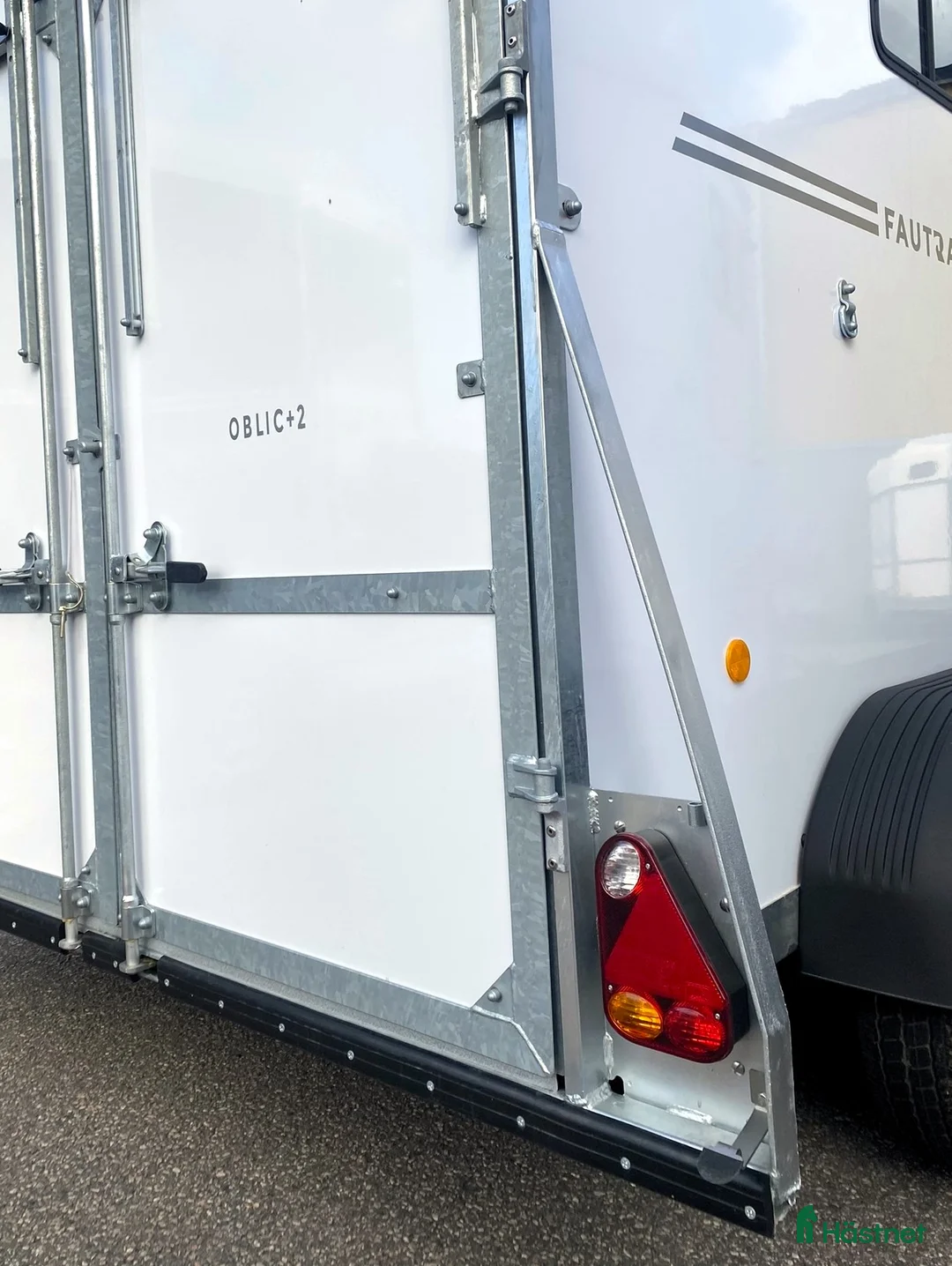 Hästtransporter  fordon & transport till salu: Diagonallastad Fautras Oblic+2 för 2 hästar i Kvicksund - Annons 22