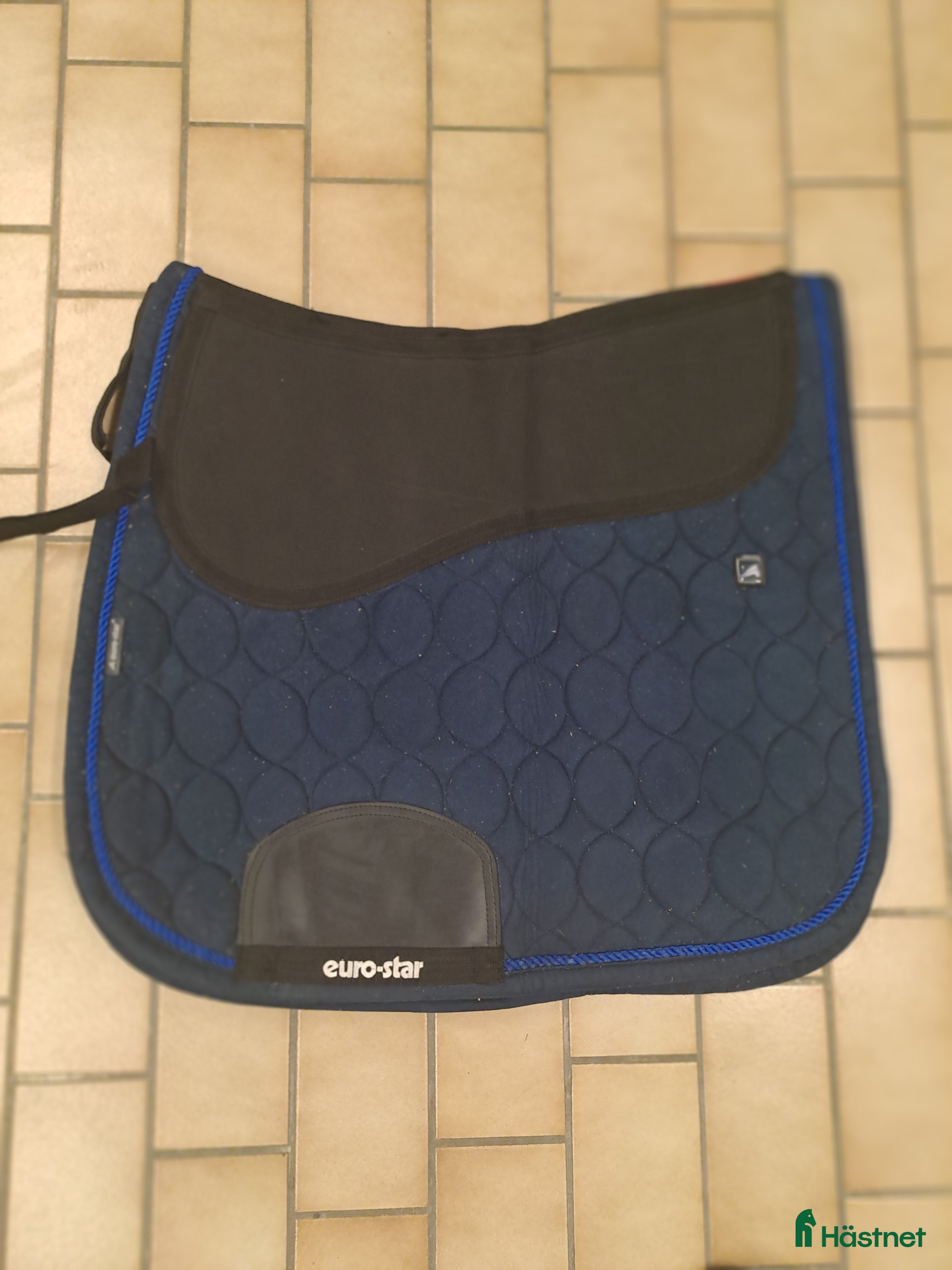 Schabrak & Vojlockar hästutrustning Marinblått dressyrschabrak  i Malmö - Annons 18