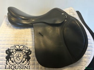 Sadlar hästutrustning till salu: Hoppsadel Equipe Expression 17" i Uppsala - Annons 2