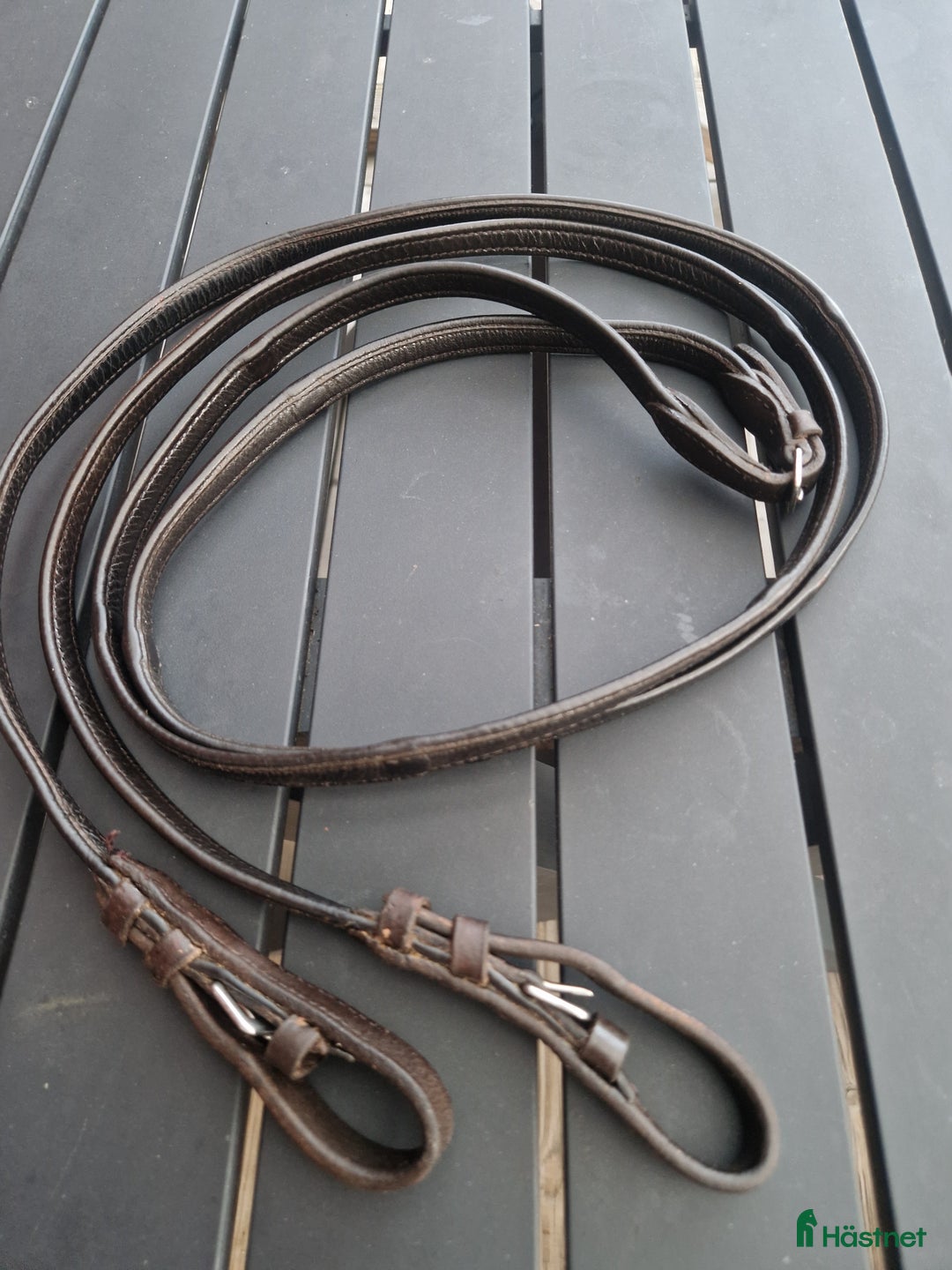 Träns hästutrustning till salu: Massor av träns och tränstillbehör  i Rejmyre - Annons 24