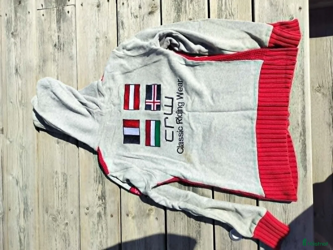 Övrigt Ridkläder ryttarutrustning till salu: Hoodie CRW - Annons 2