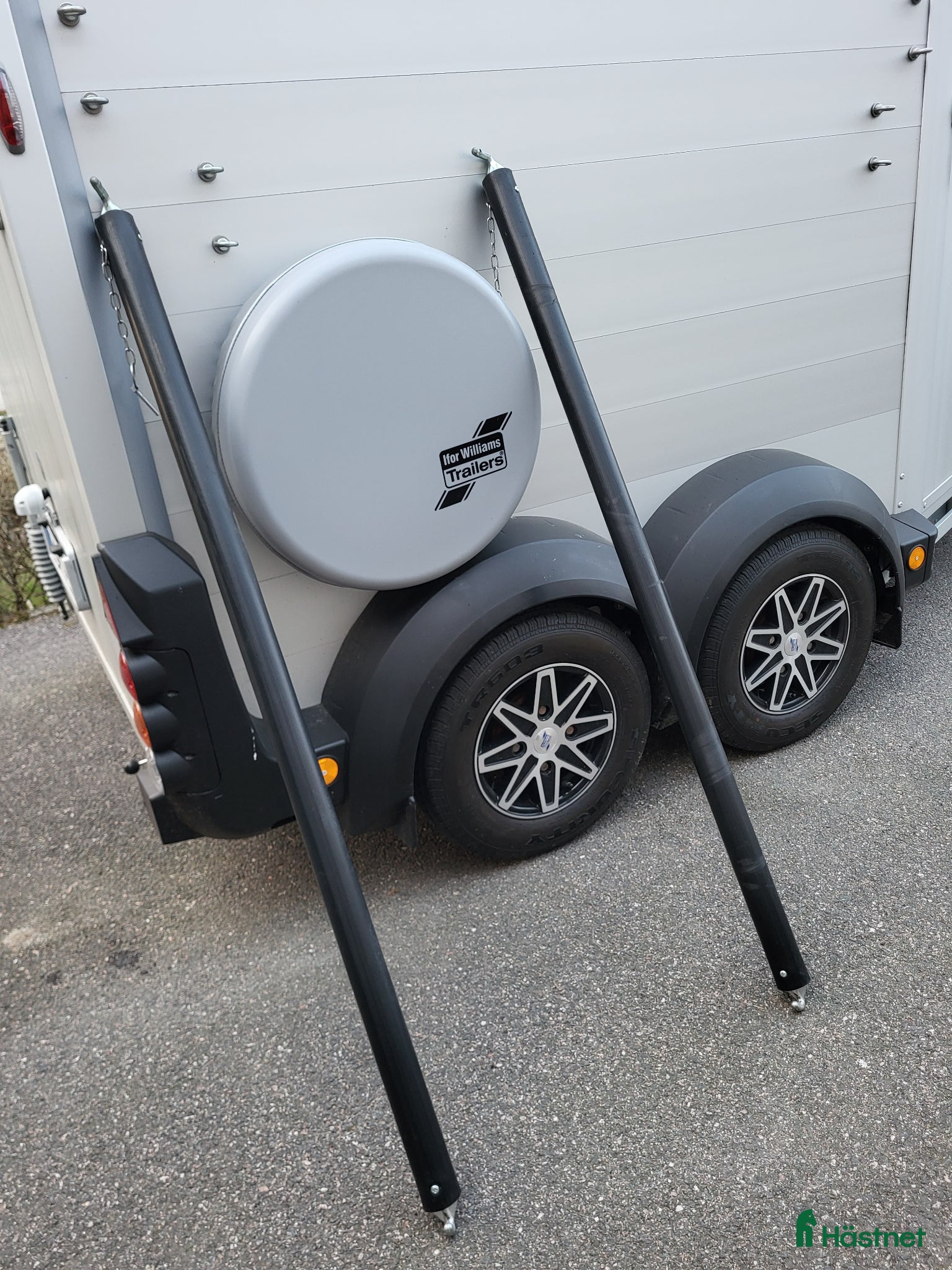 Övrig utrustning övrig utrustning till salu: 2 st långa bommar  - Annons 2