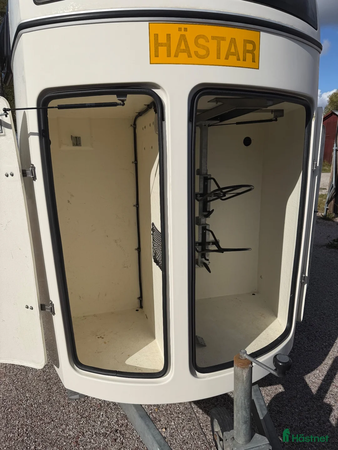 Hästtransporter  fordon & transport till salu: Thule premium grand prix - Annons 5