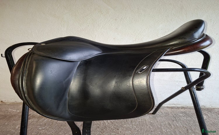 Sadlar hästutrustning till salu: Dressyrsadel Childeric DAC i Visby - Annons 7