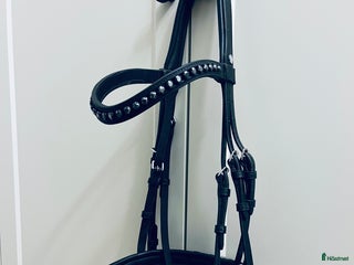 Träns hästutrustning till salu: Otto Schumacher dressyrträns i Stockholm - Annons 7