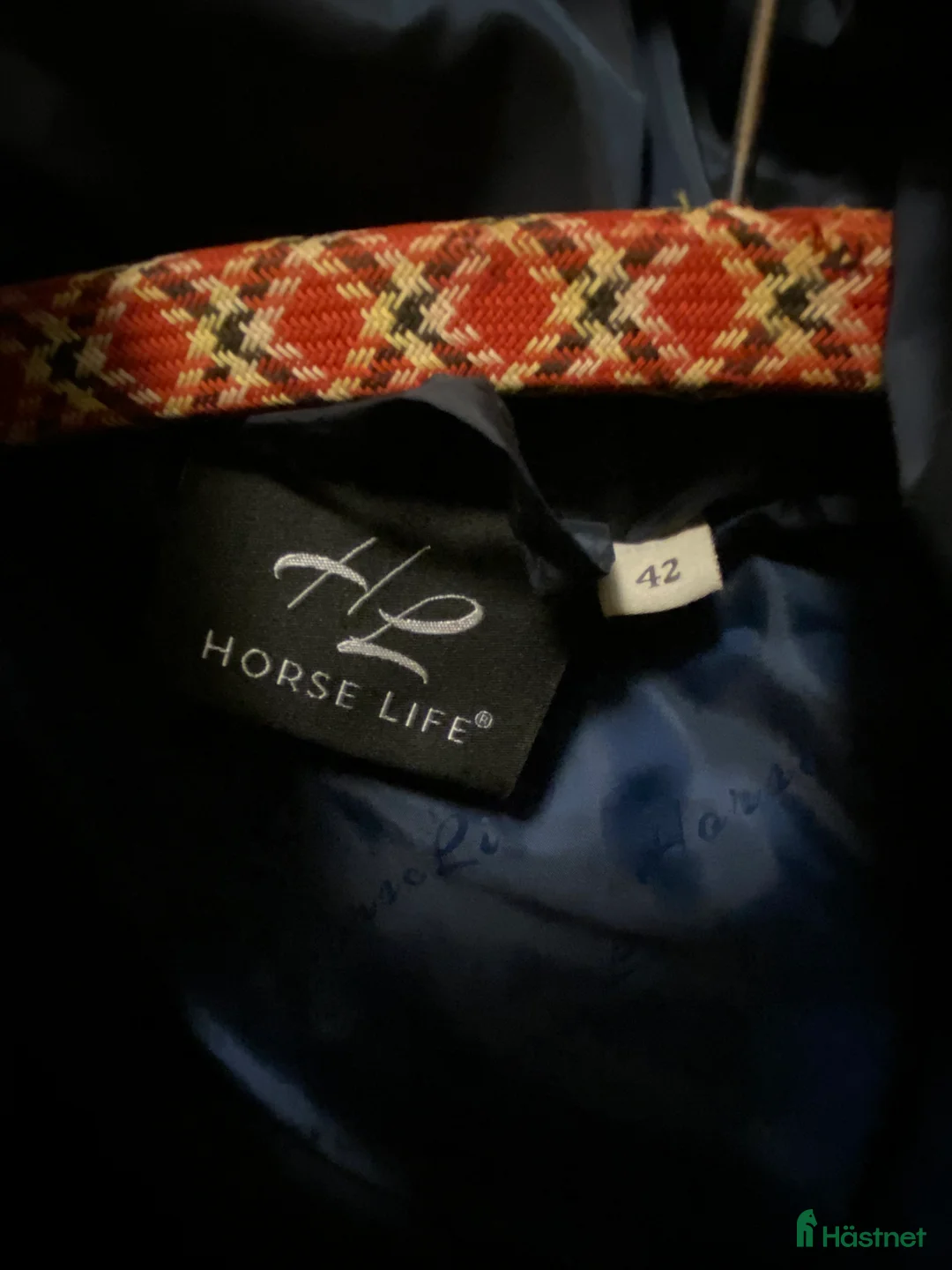 Jackor & Kavajer ryttarutrustning till salu: Prissänkt Gosiga vinterkappa  - Annons 5