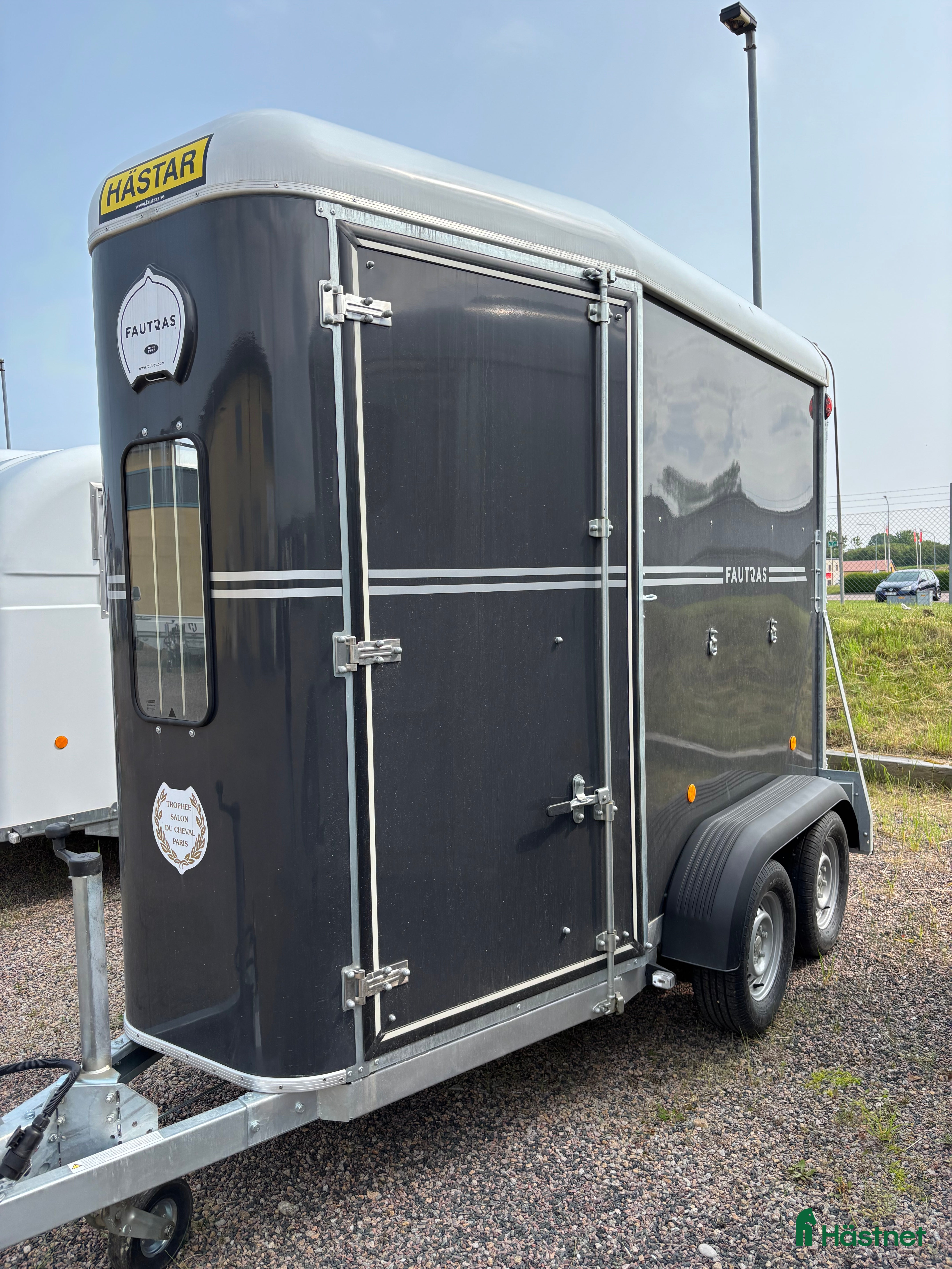 Hästtransporter  fordon & transport till salu: Enhästars trailer med aidsystem - Annons 15