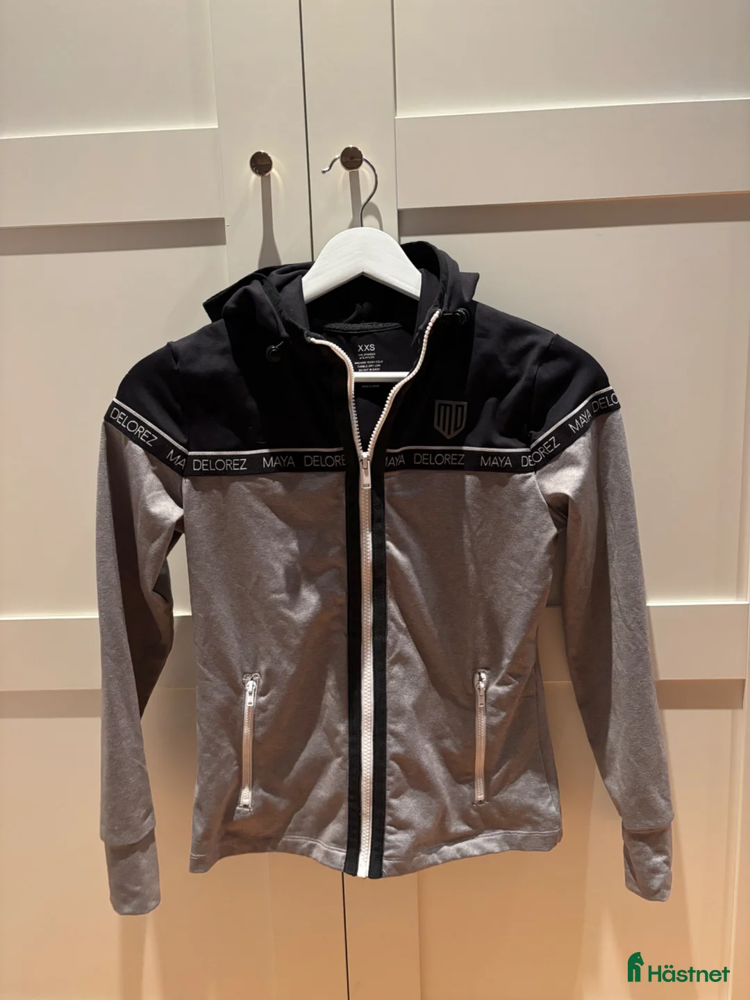 Jackor & Kavajer ryttarutrustning till salu: Maya Delorez Zip-hoodie - Annons 2