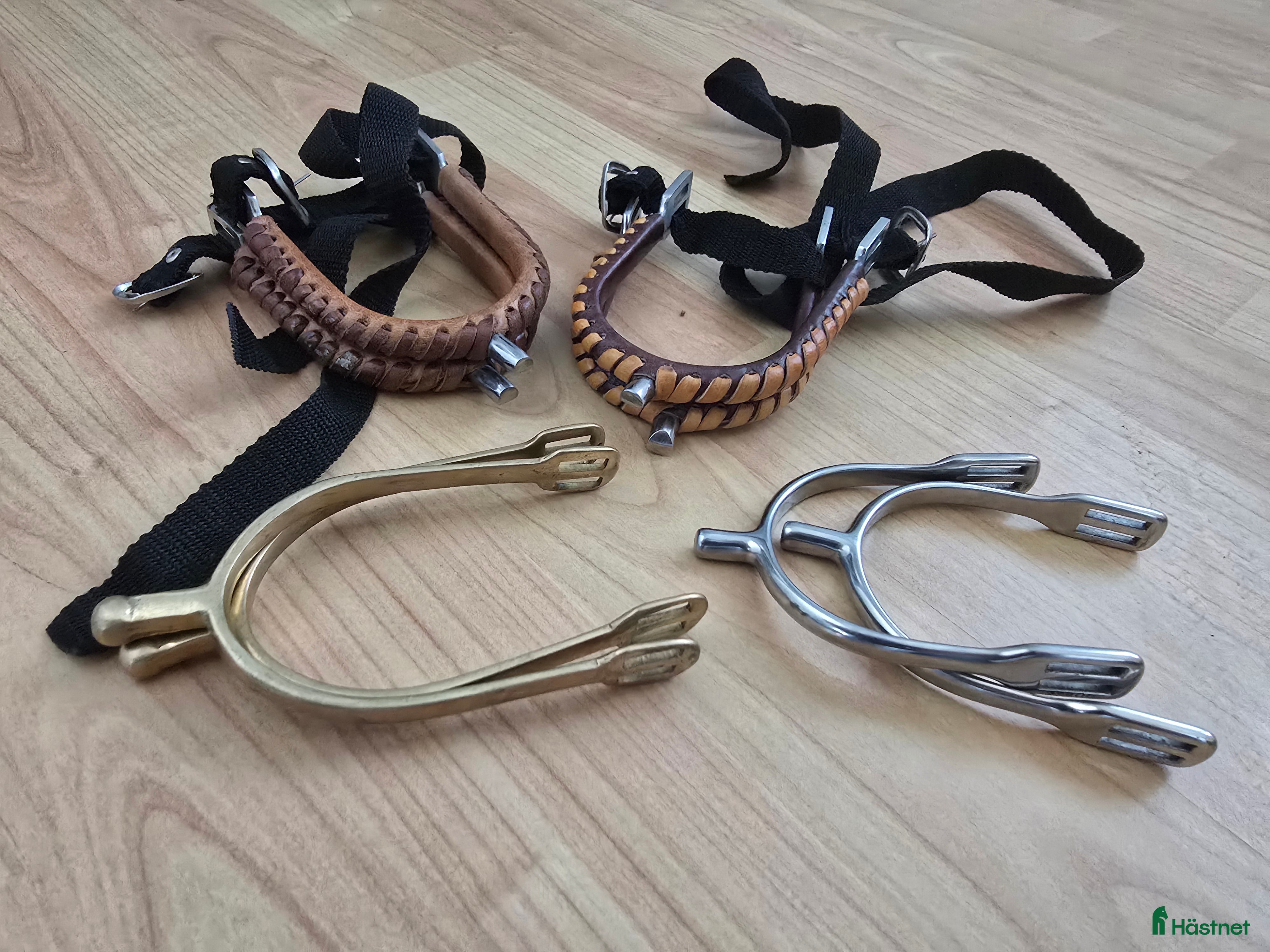 Övrig Hästutrustning hästutrustning till salu: Oanvända sporrar i Åkers Styckebruk - Annons 4