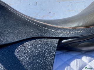 Sadlar hästutrustning Allround Sadel i Fagerås - Annons 5