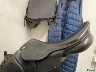Sadlar hästutrustning Fin svart Lippo fazzino - Annons 2