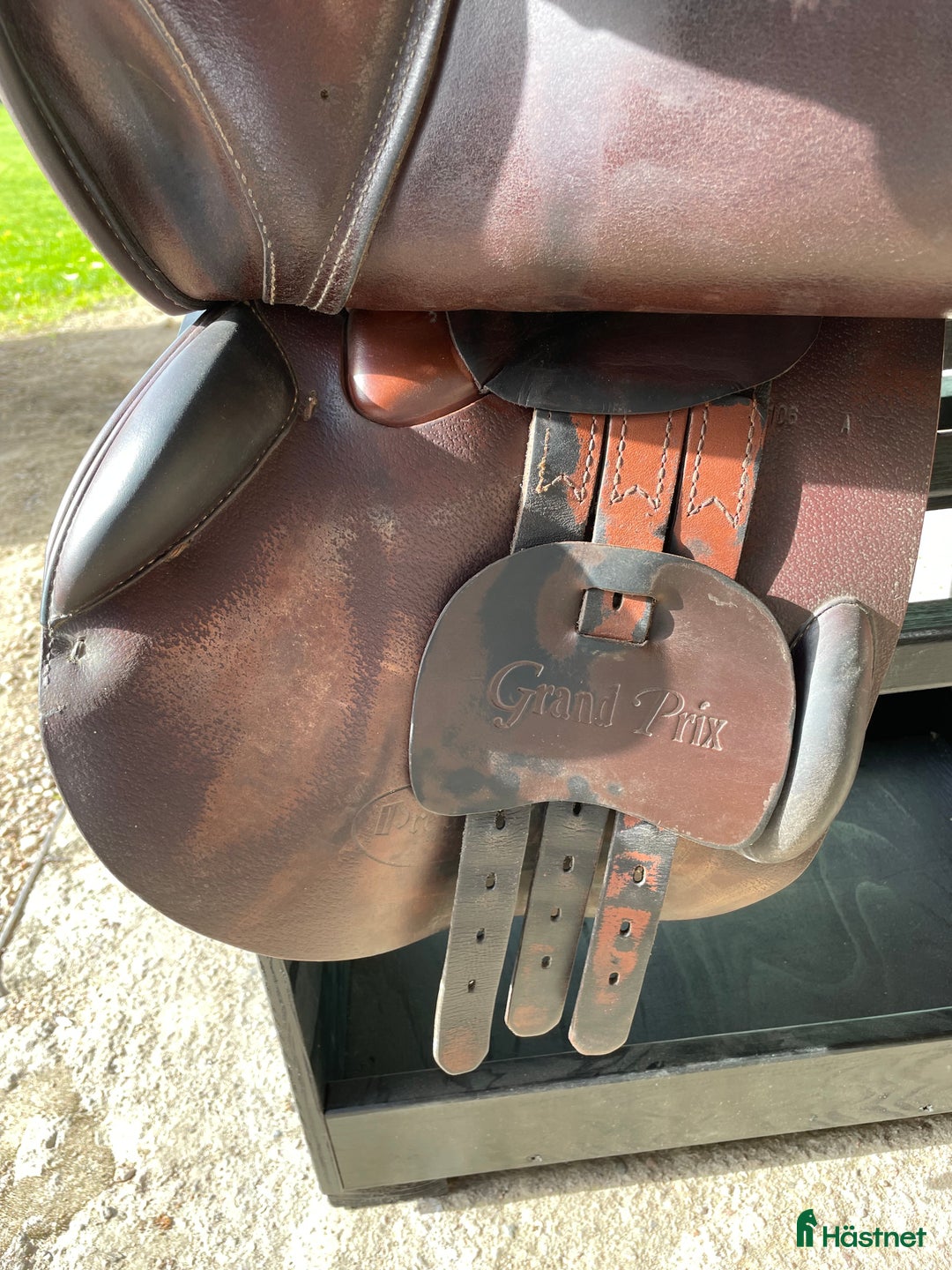 Sadlar hästutrustning till salu: Hoppsadel prestige i Skövde - Annons 5