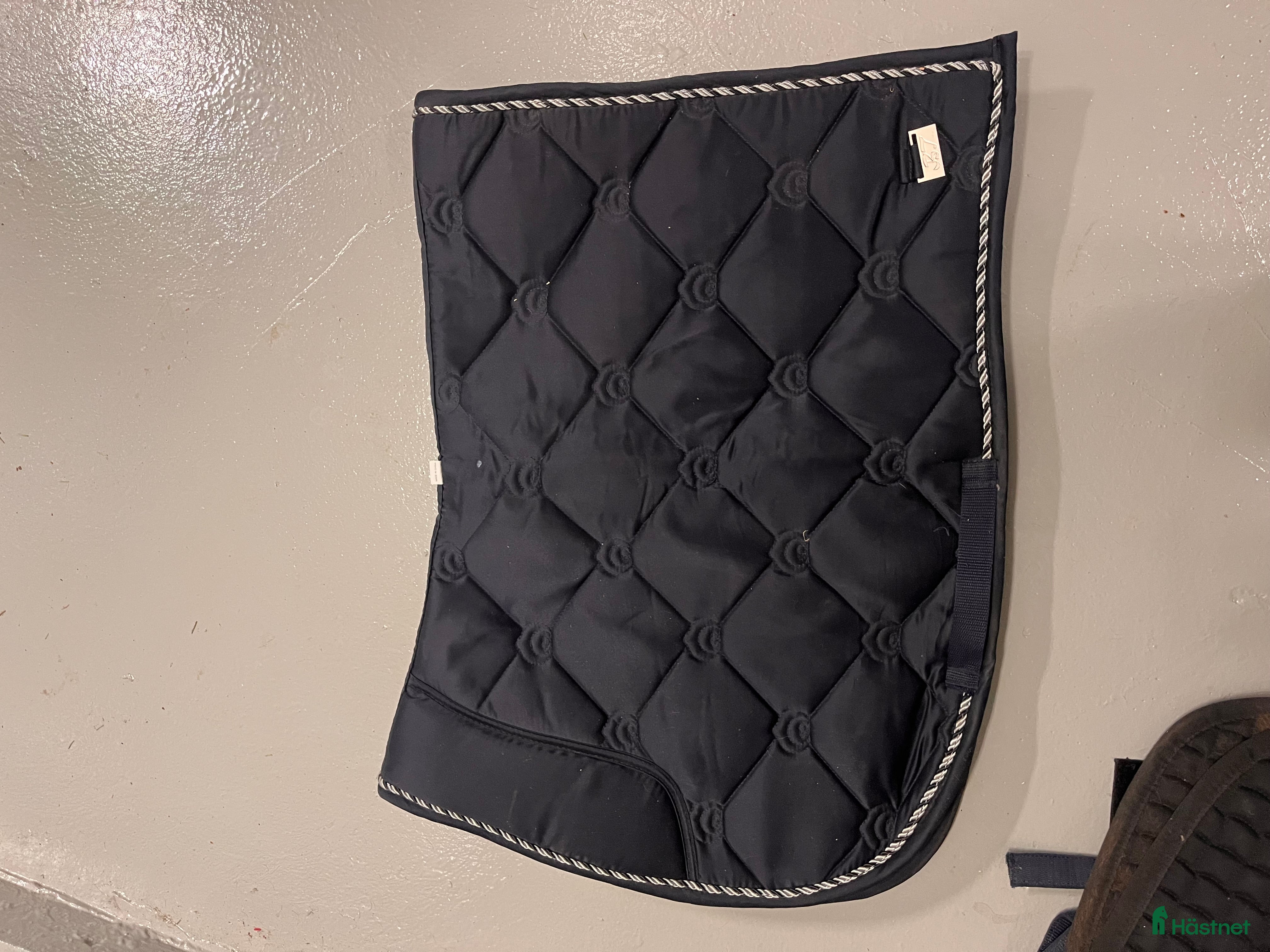 Schabrak & Vojlockar hästutrustning Hoppschabrak  i Stockholm - Annons 24