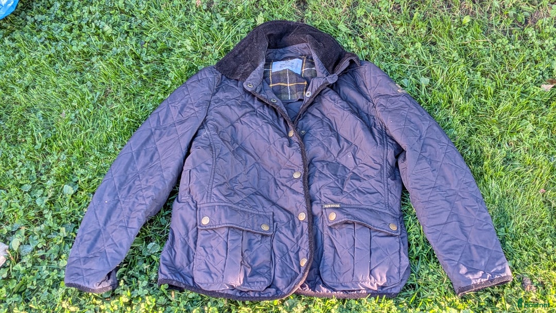 Jackor & Kavajer ryttarutrustning till salu: Ridjacka i Gnesta - Annons 1