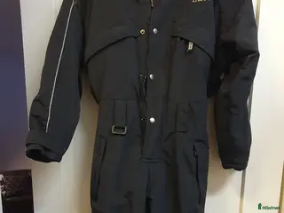 Övrigt Ridkläder ryttarutrustning till salu: Crw ridoverall i Nordmaling - Annons 11