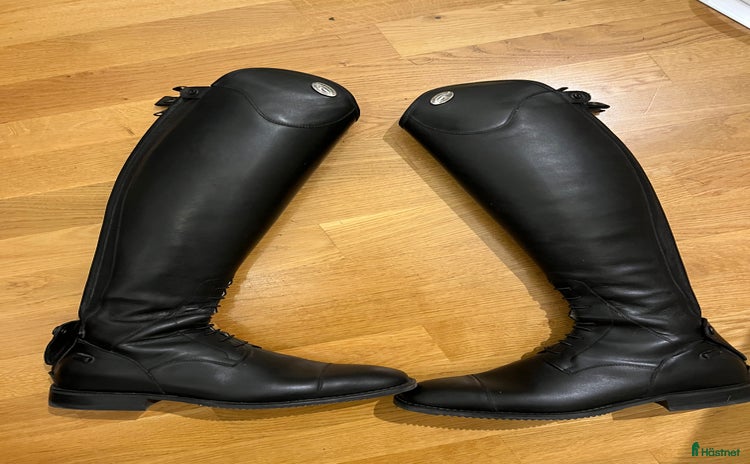 Ridstövlar ryttarutrustning till salu i Jönköping - Annons 7