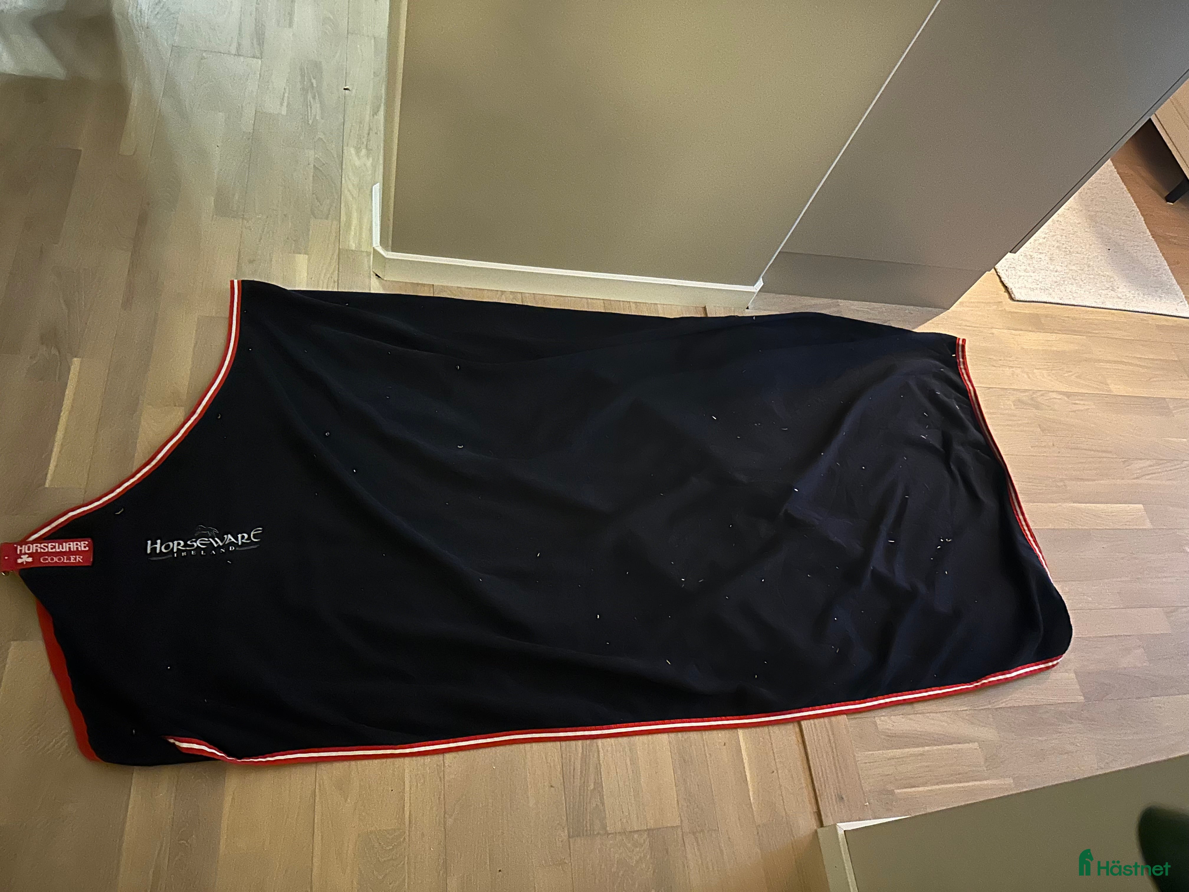 Täcken hästutrustning till salu: Horseware cooler täcke i Stockholm - Annons 20