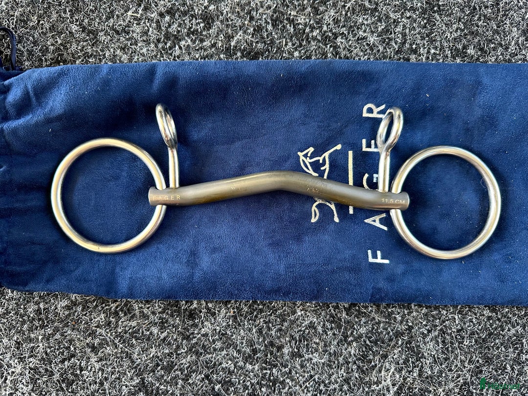 Bett hästutrustning till salu: Fager bett i Köping - Annons 1