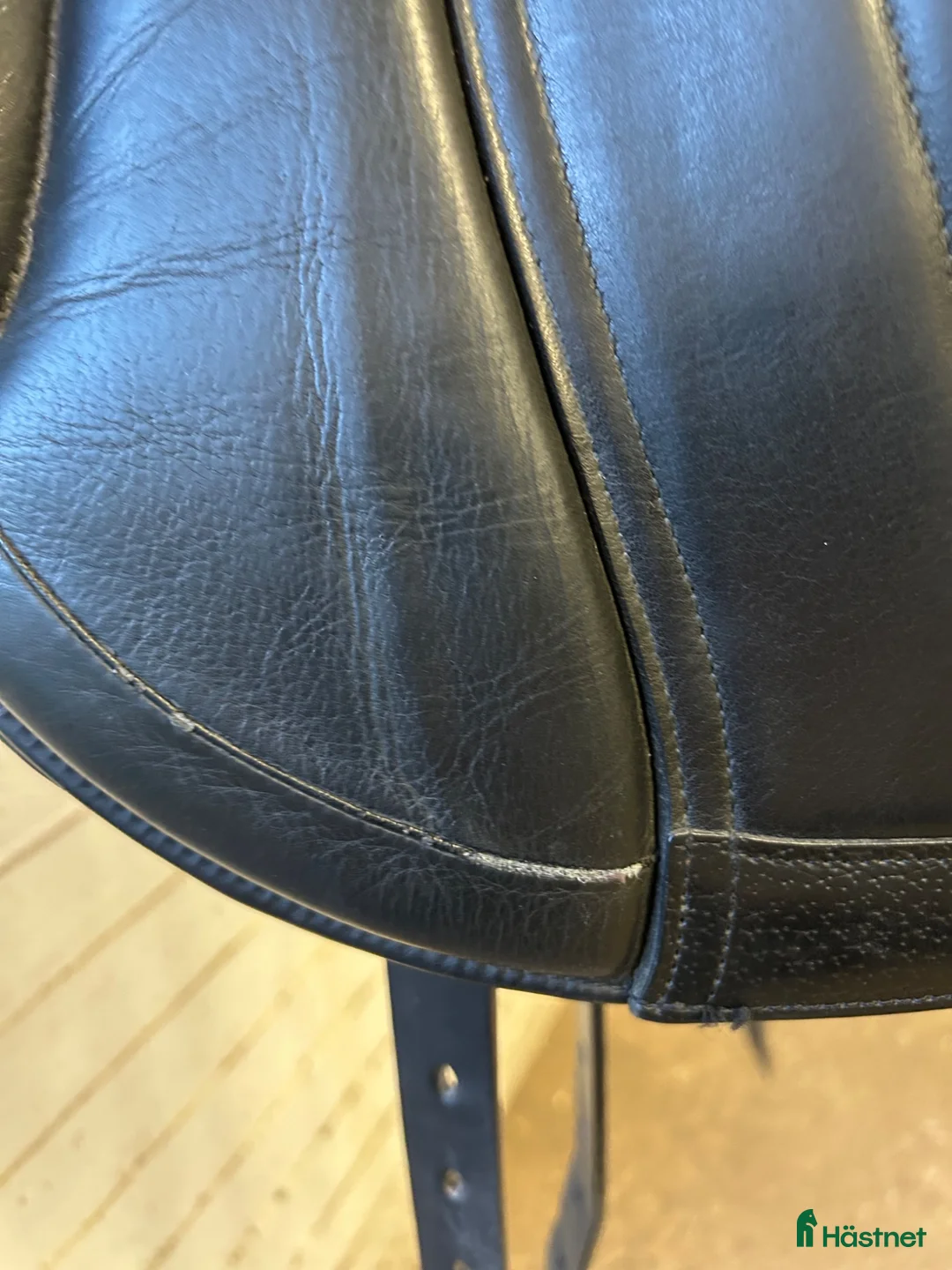 Sadlar hästutrustning till salu: Premier Equine Dressyrsadel i Bankeryd - Annons 9