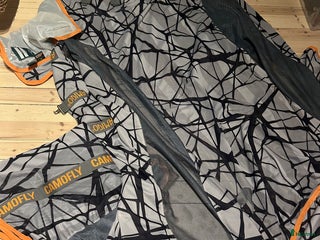 Täcken hästutrustning till salu: Horseware Amigo Camofly flugtäcke i Svartsjö - Annons 9