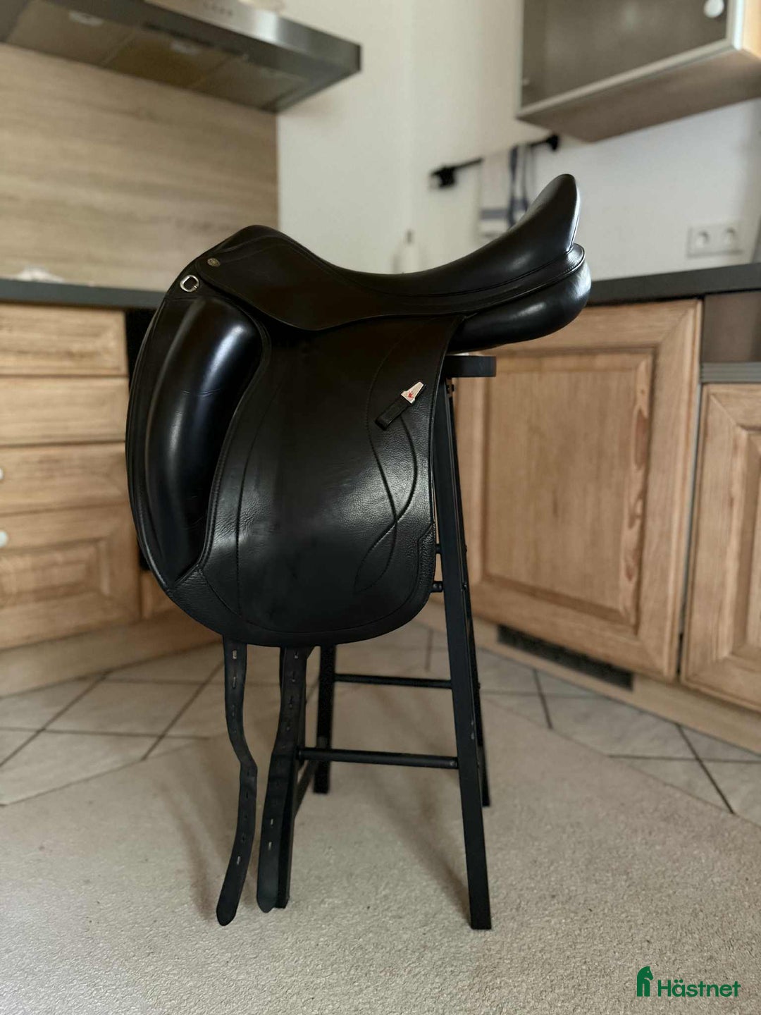 Sadlar hästutrustning till salu: EQUIPE OLYMPIA Dressyrsadel i Nybrostrand - Annons 1