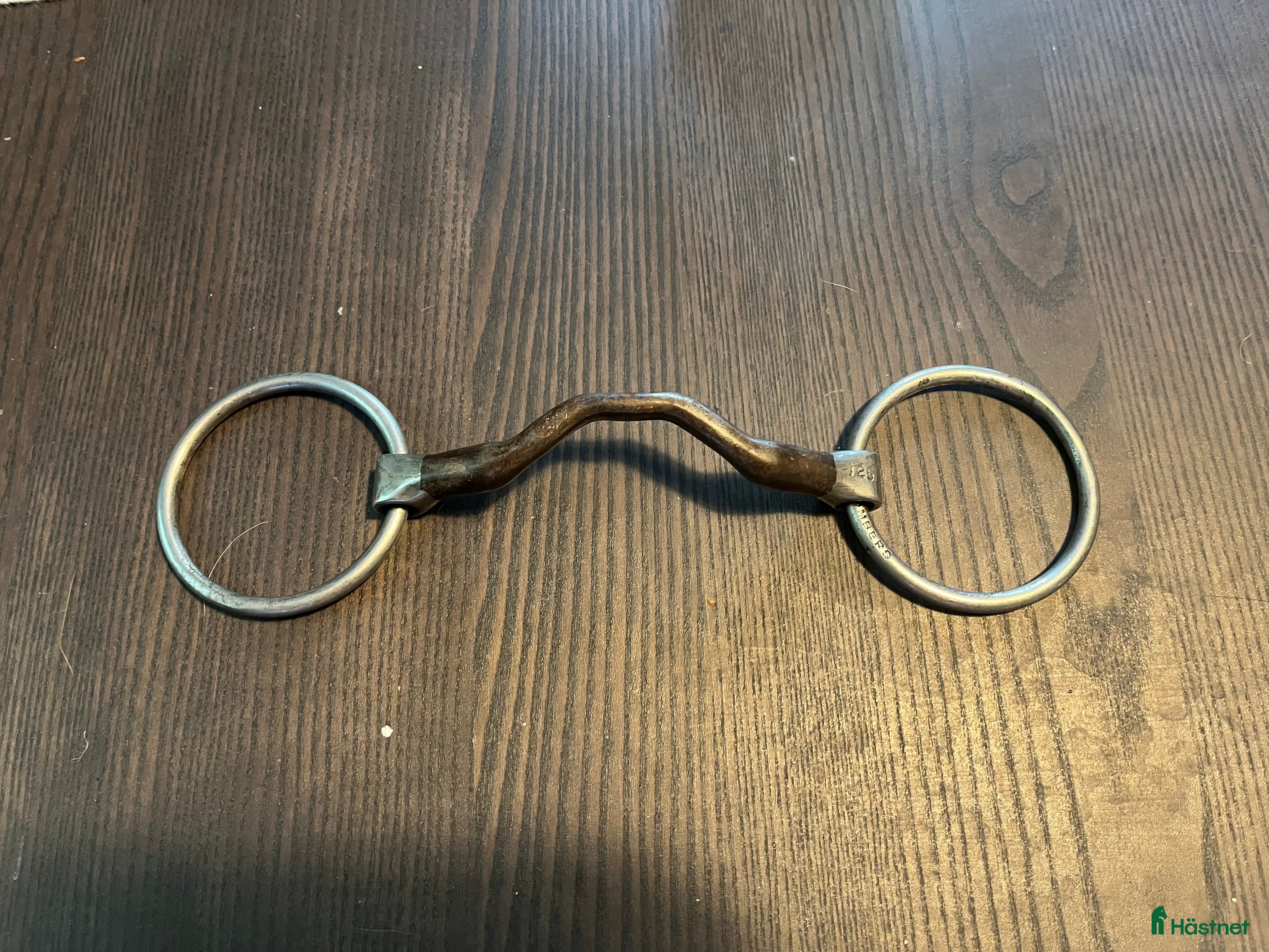 Bett hästutrustning till salu: Bombers loose ring happy tongue 125 mm i Segmon - Annons 23