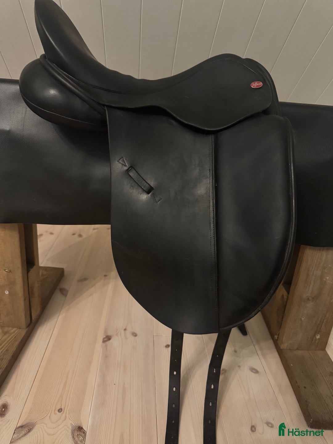 Sadlar hästutrustning till salu: Jeffries dressyrsadel i Nesoddtangen - Annons 5