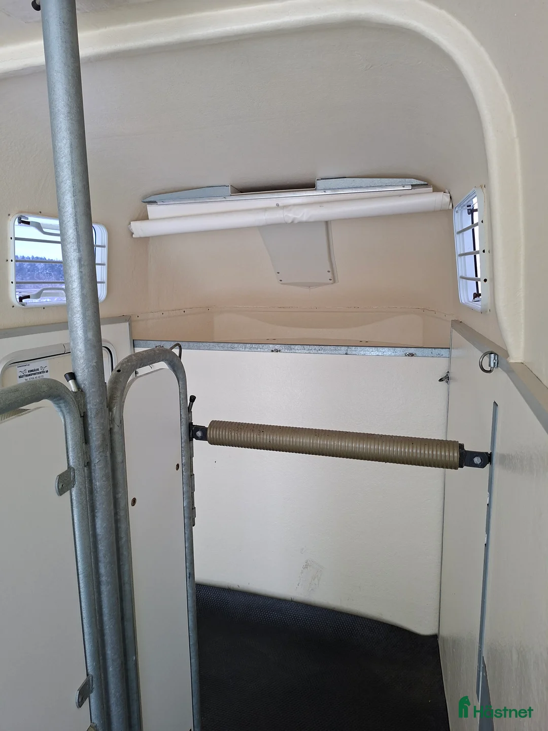 Hästtransporter  fordon & transport till salu: Hästtransport Thule Premium - Annons 10