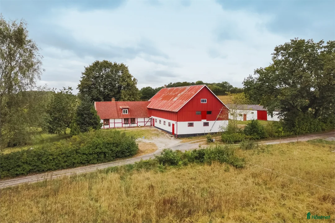  hästgårdar till salu: Hästgård på magiskt läge!  - Annons 1