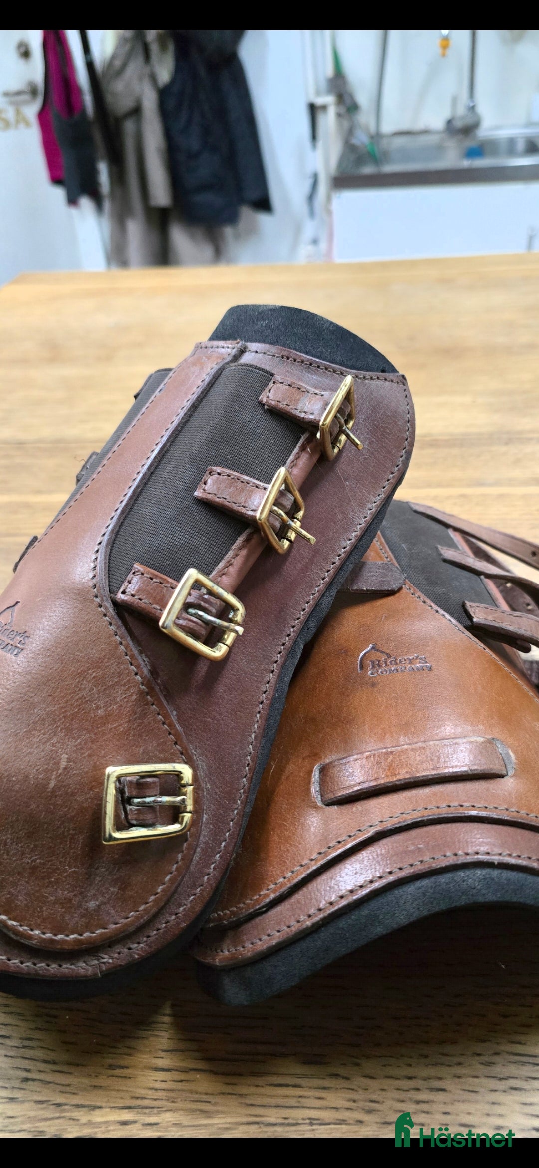 Benskydd hästutrustning till salu: Benskydd rider's company i Väderstad - Annons 1