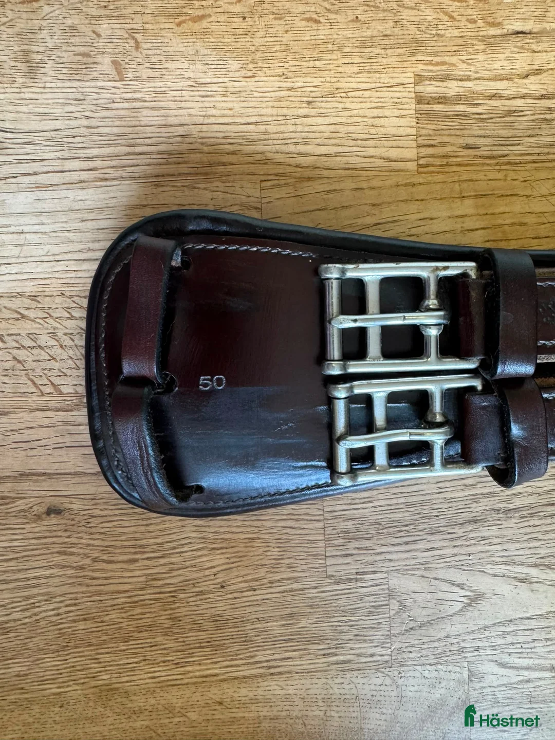 Sadeltillbehör hästutrustning till salu: Equipe brun sadelgjord dressyr 50cm - Annons 2