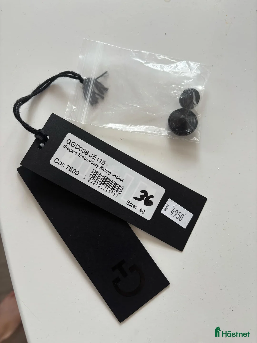 Jackor & Kavajer ryttarutrustning till salu: CT kavaj i Stenstorp - Annons 2