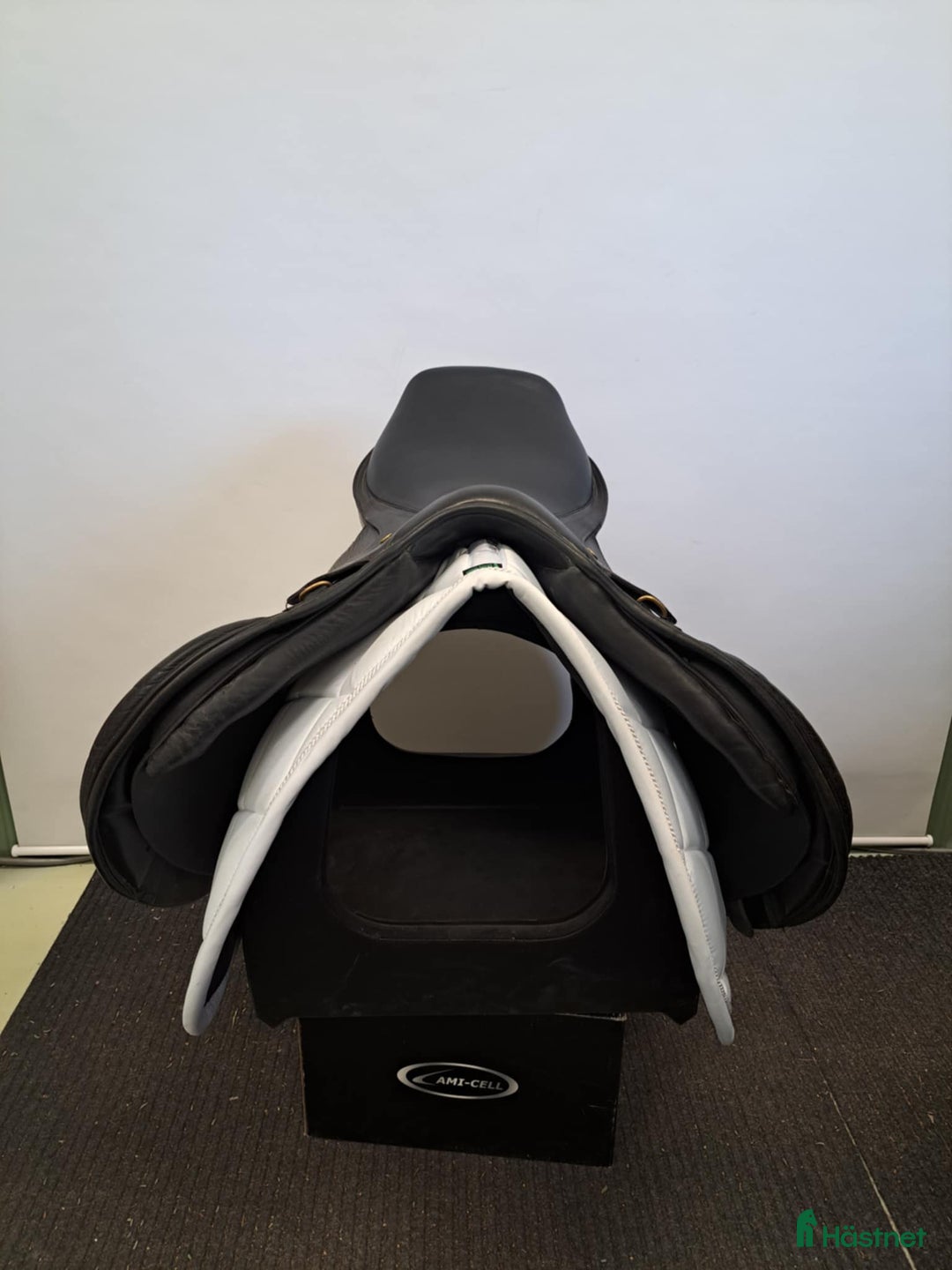 Sadlar hästutrustning till salu: Pessoa Hoppsadel i Färnäs - Annons 2