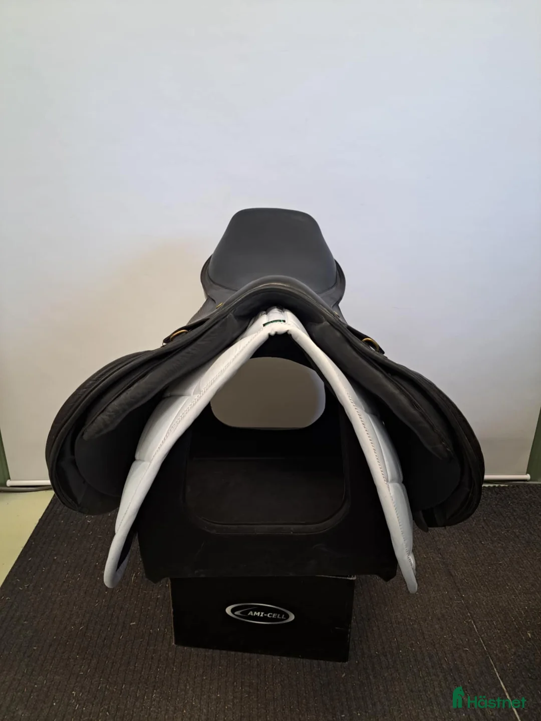 Sadlar hästutrustning till salu: Pessoa Hoppsadel i Färnäs - Annons 2