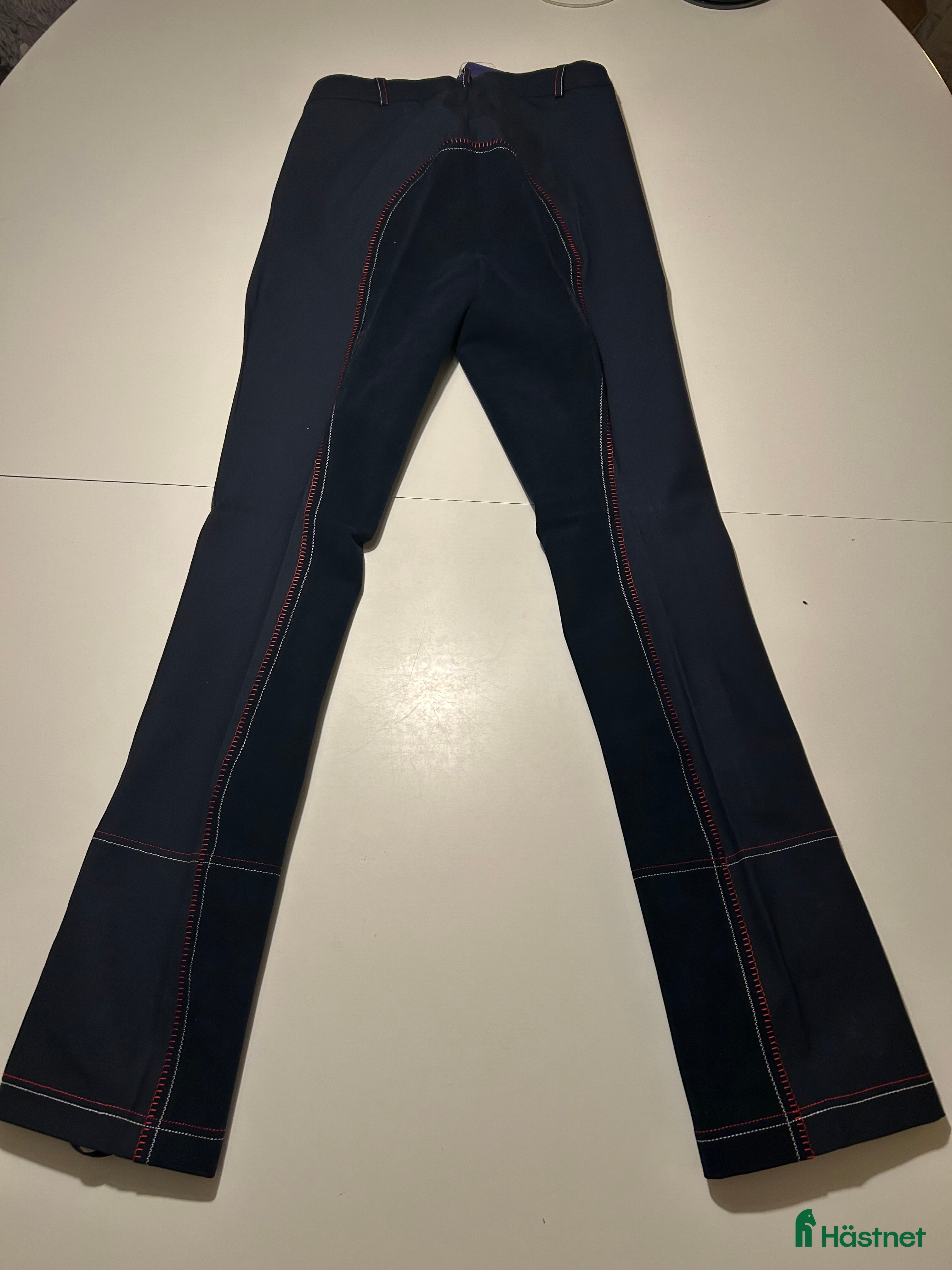 Ridbyxor ryttarutrustning till salu: Oanvända jodhpurs MARA storlek 38 och 40 i Vellinge - Annons 16