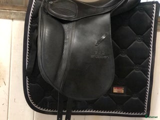 Sadlar hästutrustning till salu: Stübben Scandica i Runhällen - Annons 1