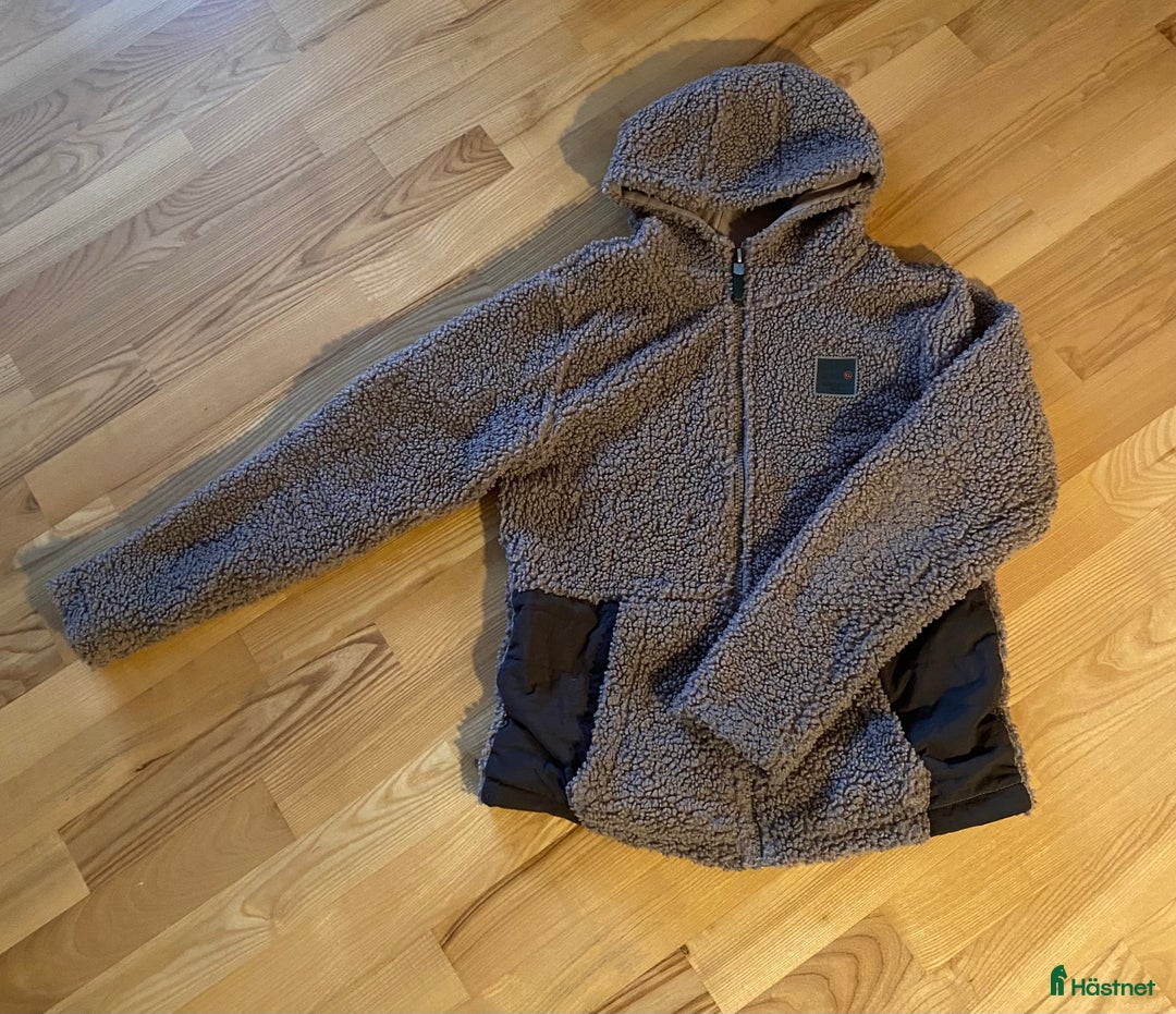 Övrigt Ridkläder ryttarutrustning till salu: Teddytröja från Kingsland  i Upplands Väsby - Annons 2