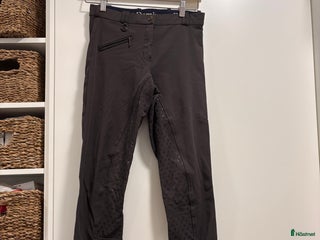 Ridbyxor ryttarutrustning till salu: Väldigt fina Domino ridbyxor i Höllviken - Annons 2