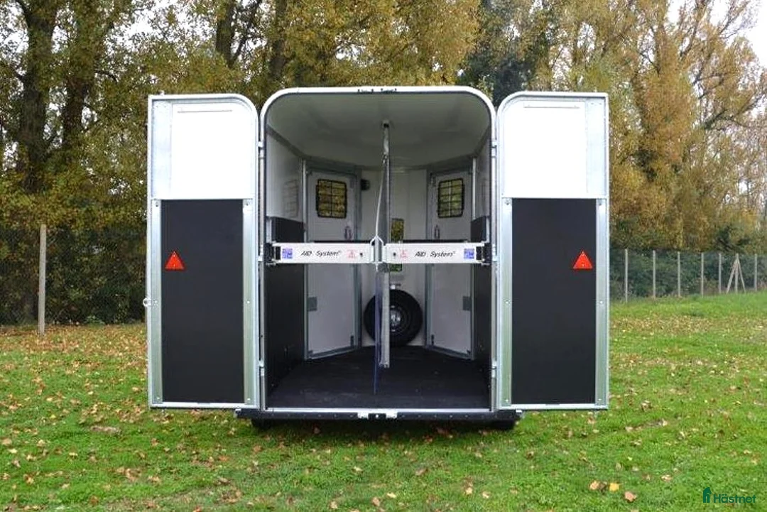 Hästtransporter  fordon & transport till salu: Fautras Promax - stadig o rymlig för stora hästar i Kvicksund - Annons 2