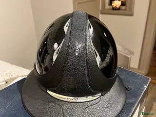 Hjälmar ryttarutrustning till salu: Ny Antarés Hjälm! i Fornåsa - Annons 1