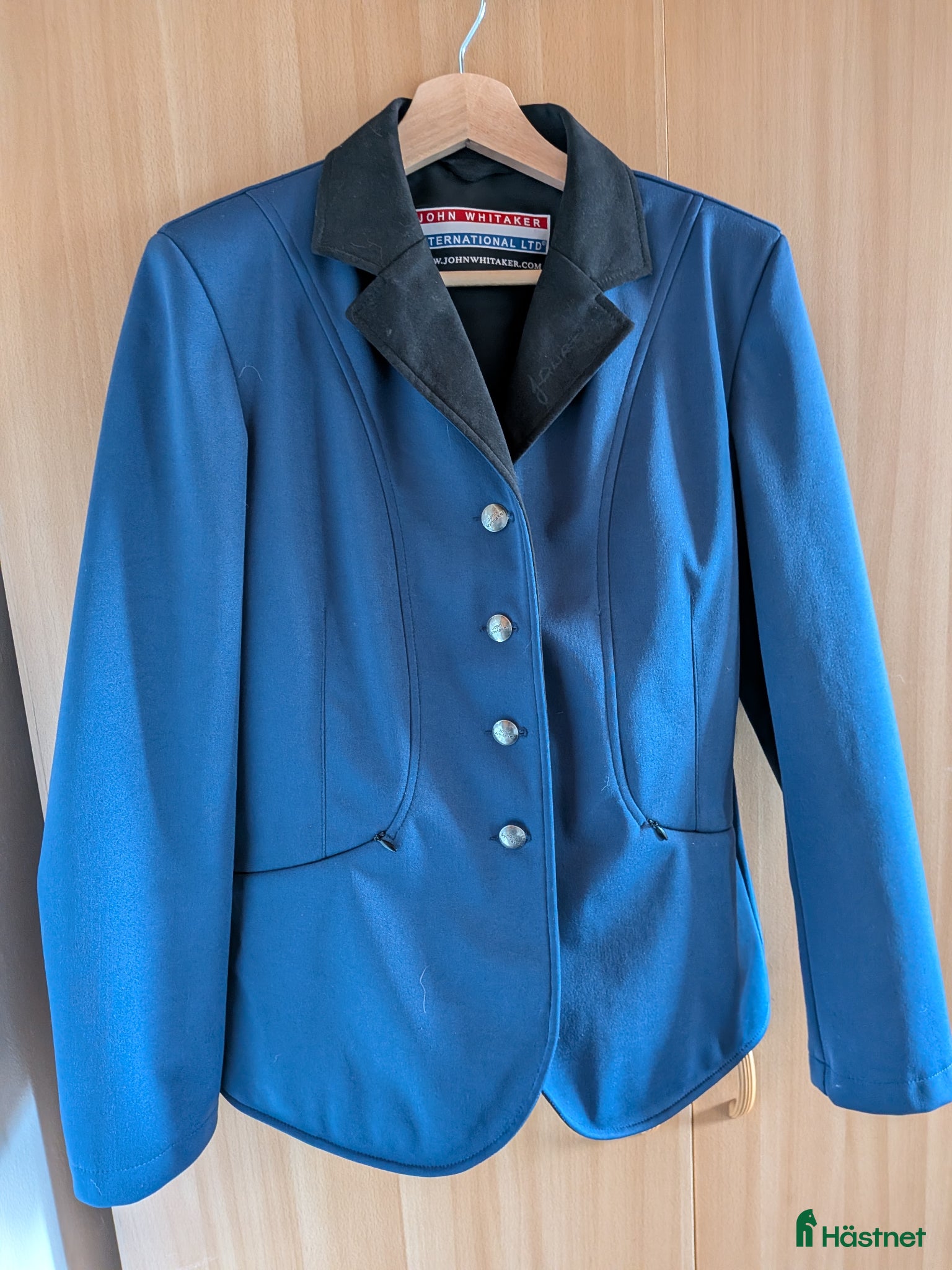 Jackor & Kavajer ryttarutrustning till salu: John Whitaker-Kavaj - Annons 5