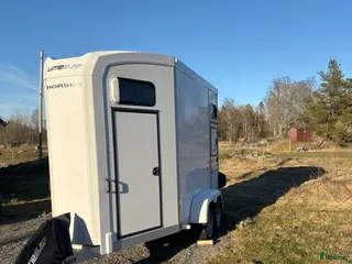 Hästtransporter fordon & transport till salu: Ume B50 bakåtåkandesläp - Annons 1